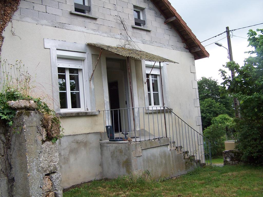 Gite Des Noisetiers Saint-Junien Exterior photo